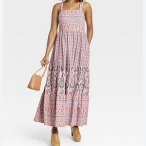 Knox Rose Maxi Dress Size Medium